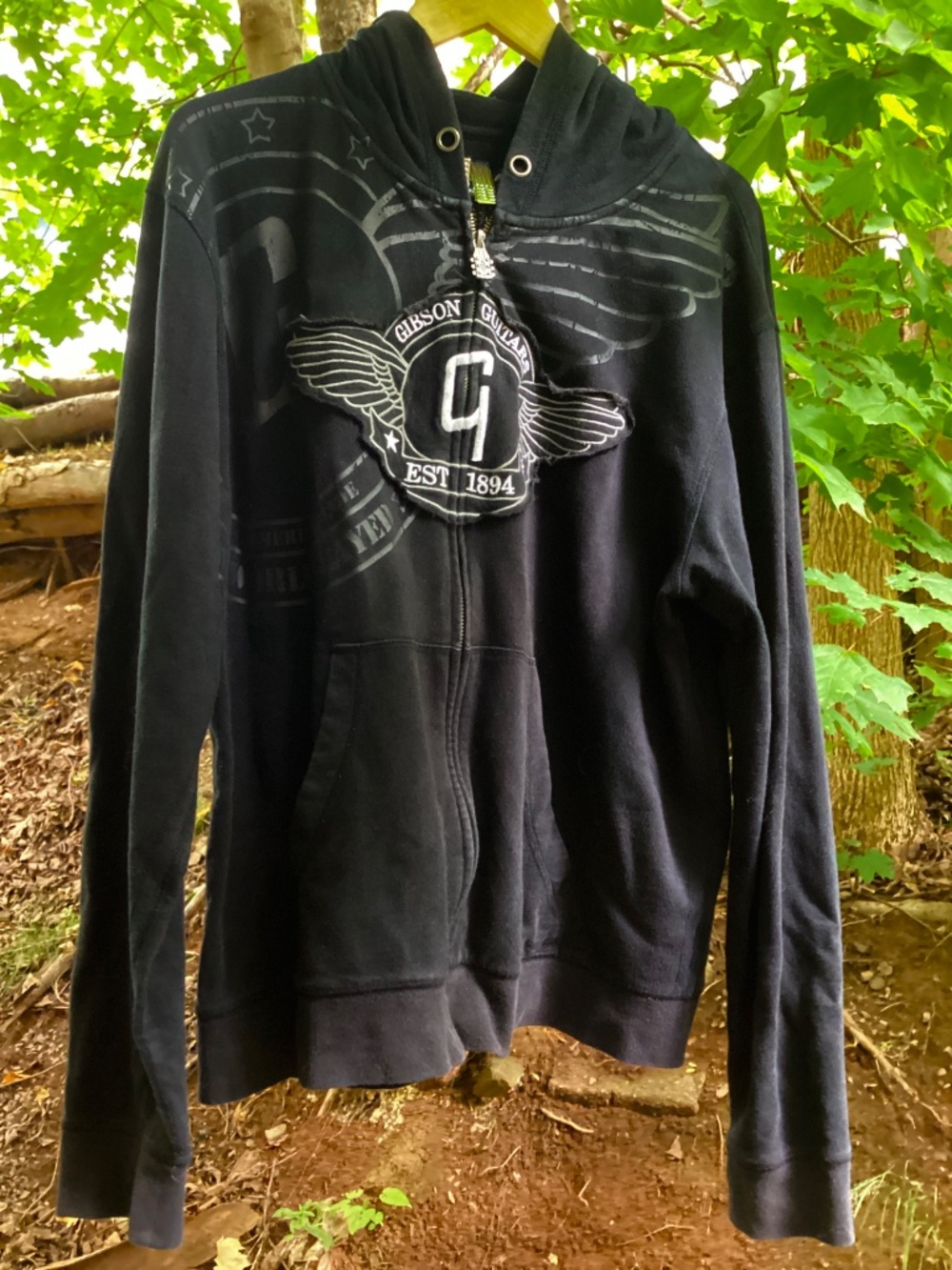Gibson Guitars Black Full-Zip Logo Hoodie - Size Large - Picture 3 of 17